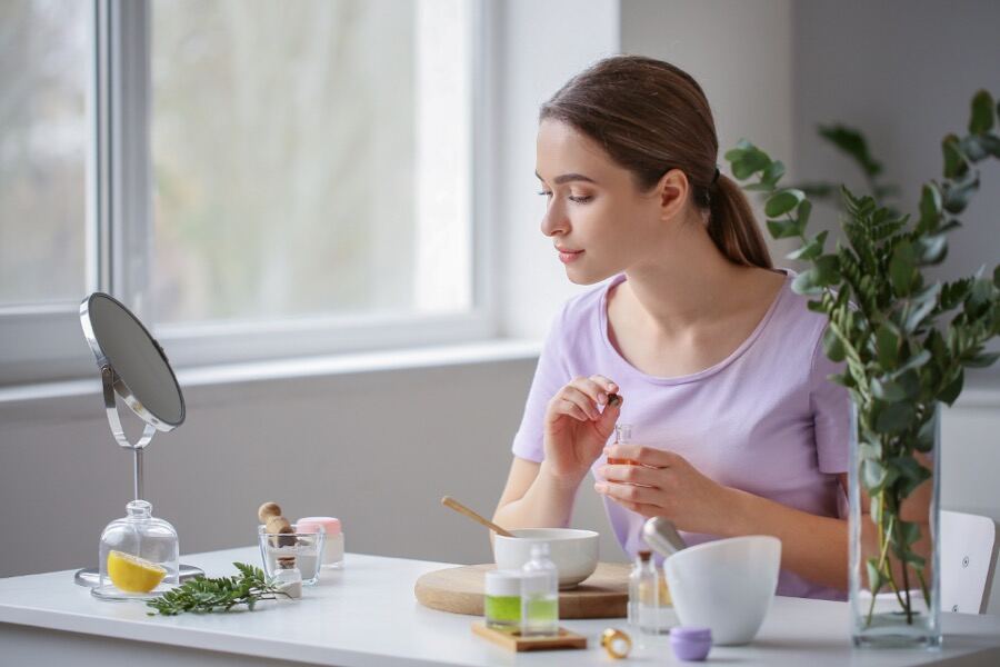 Hóa mỹ phẩm và tẩy rửa